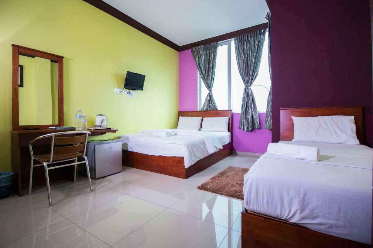 Saujana City Hotel Bandar Saujana Putra Екстер'єр фото