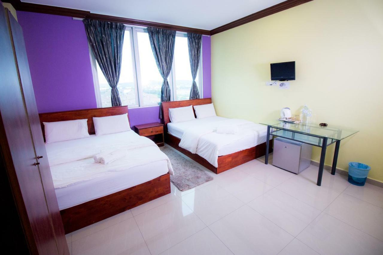 Saujana City Hotel Bandar Saujana Putra Екстер'єр фото