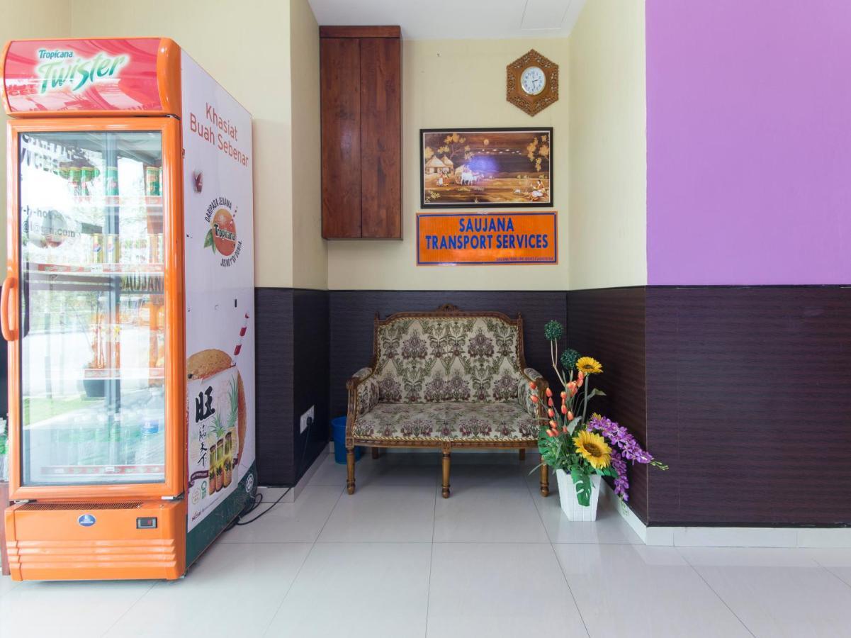 Saujana City Hotel Bandar Saujana Putra Екстер'єр фото